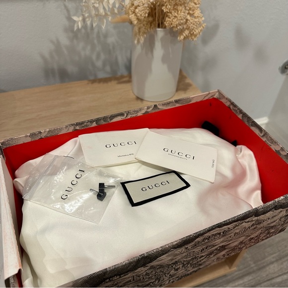 New SIZE 9.5 US / 39.5 EU Gucci Brown Leather Almond Toe Classic Pump Shoes - Picture 8 of 10